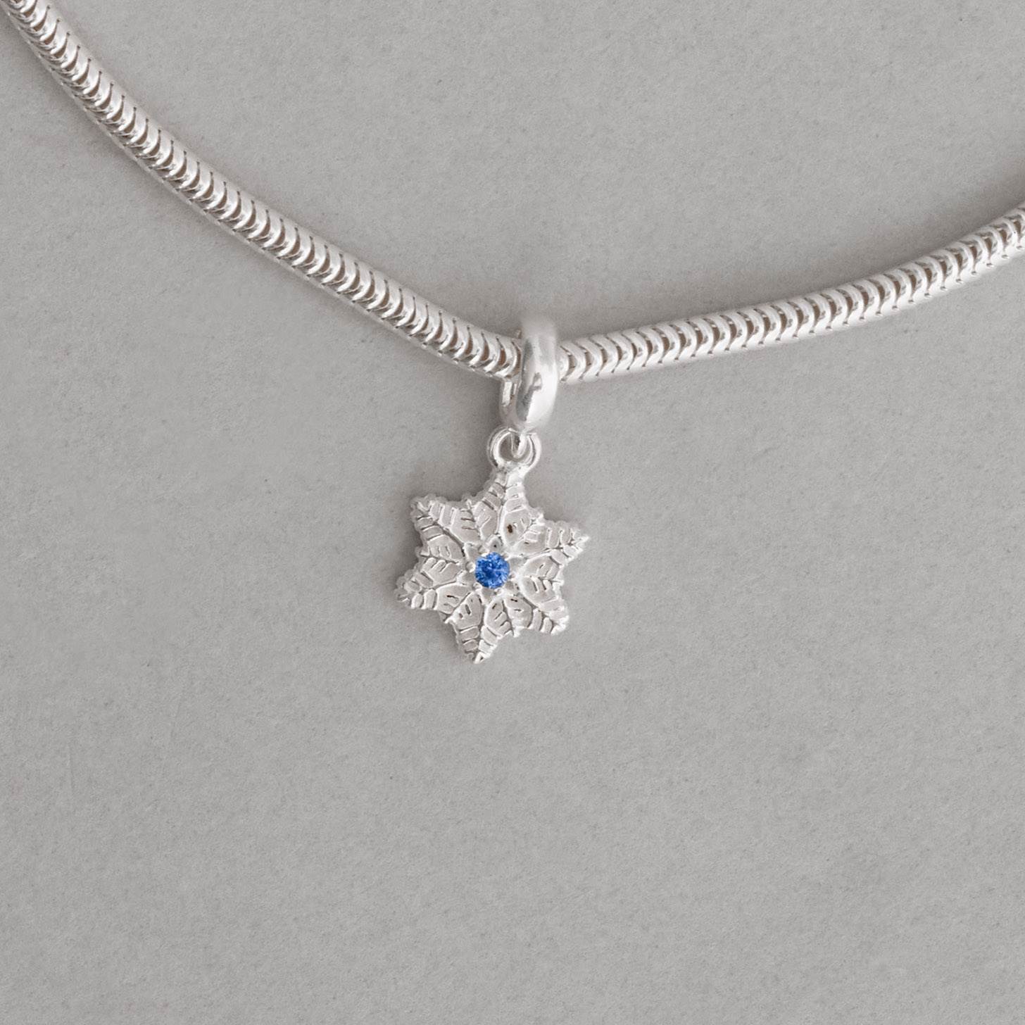 Imagem Secundária Berloque pingente floco de neve detalhe zircônia azul 11mm