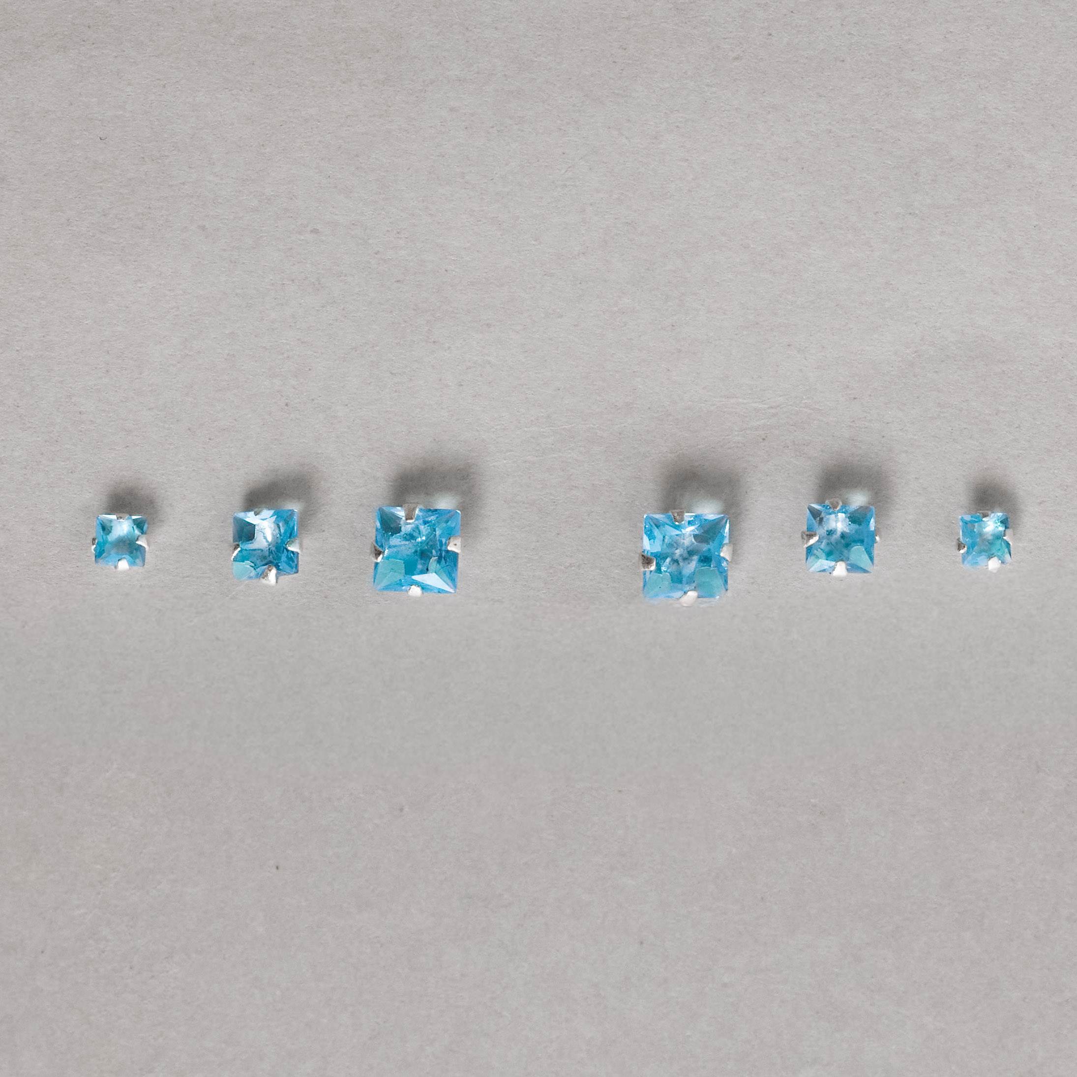 Imagem Secundária Trio zircônias quadradas 3, 4 e 5mm azul