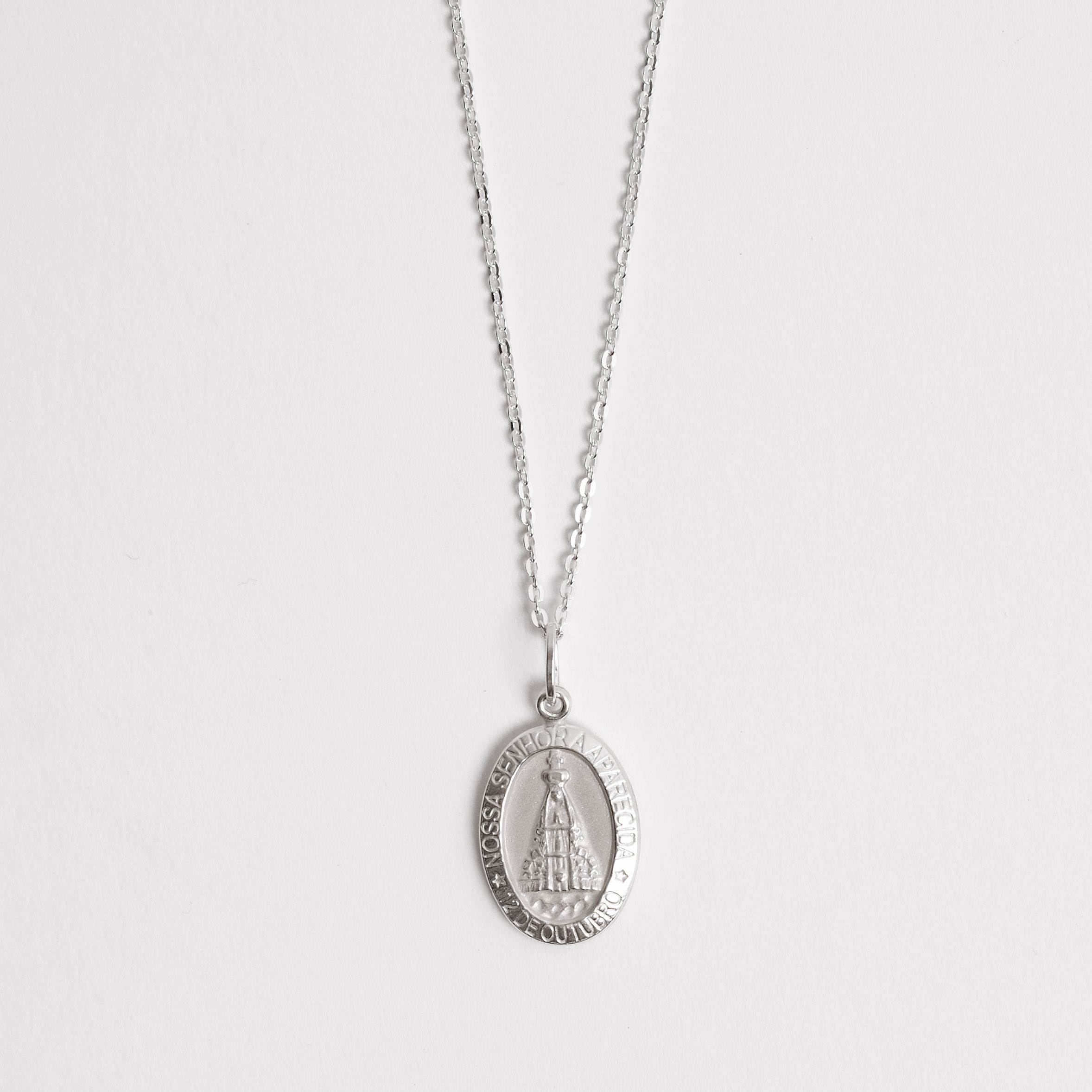 Colar pingente medalha dupla face Nsa. Sra. Aparecida e cruz 16mm corrente cadeadinho 45cm