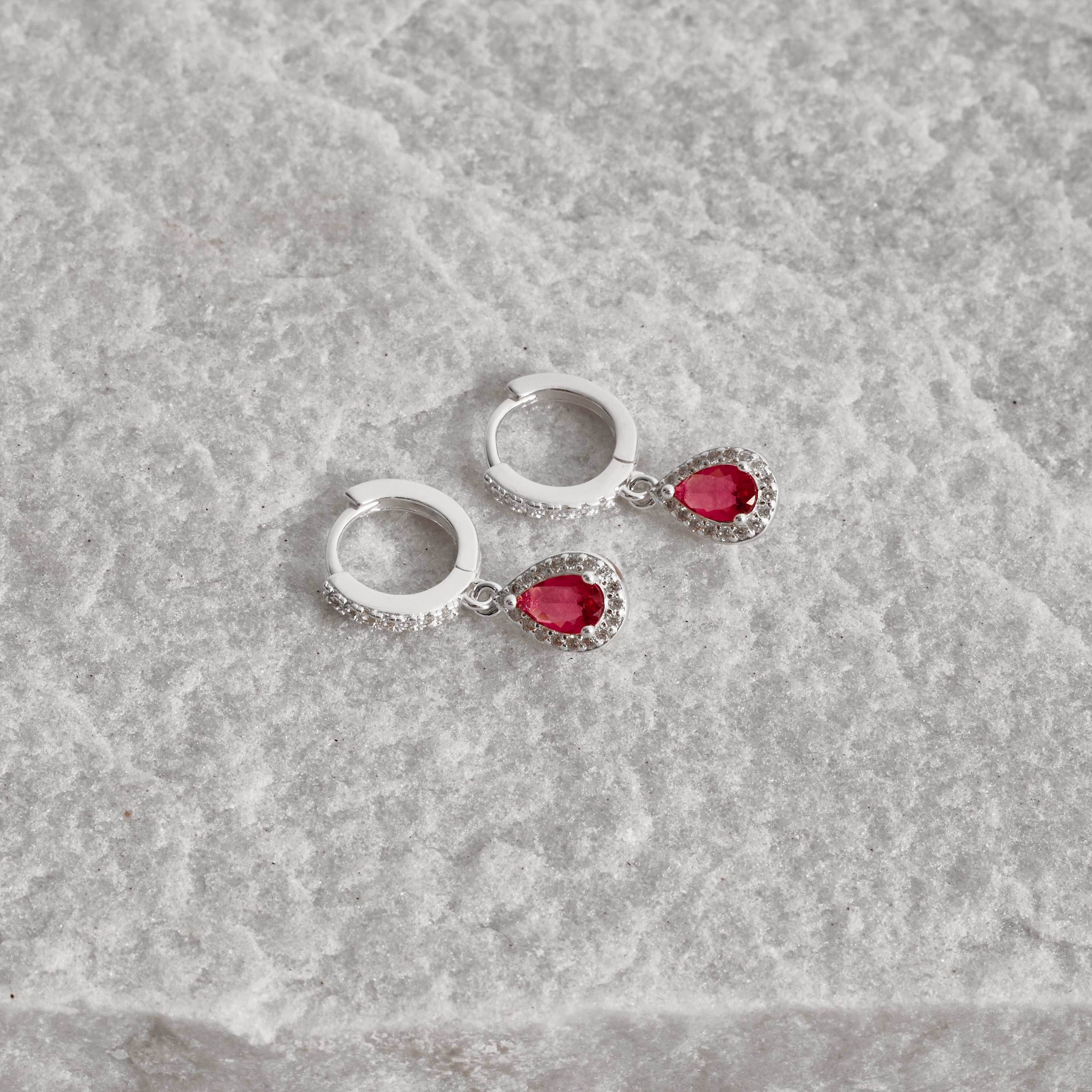 Imagem Secundária Argola click cravejada 11mm pingente zircônia gota rubi