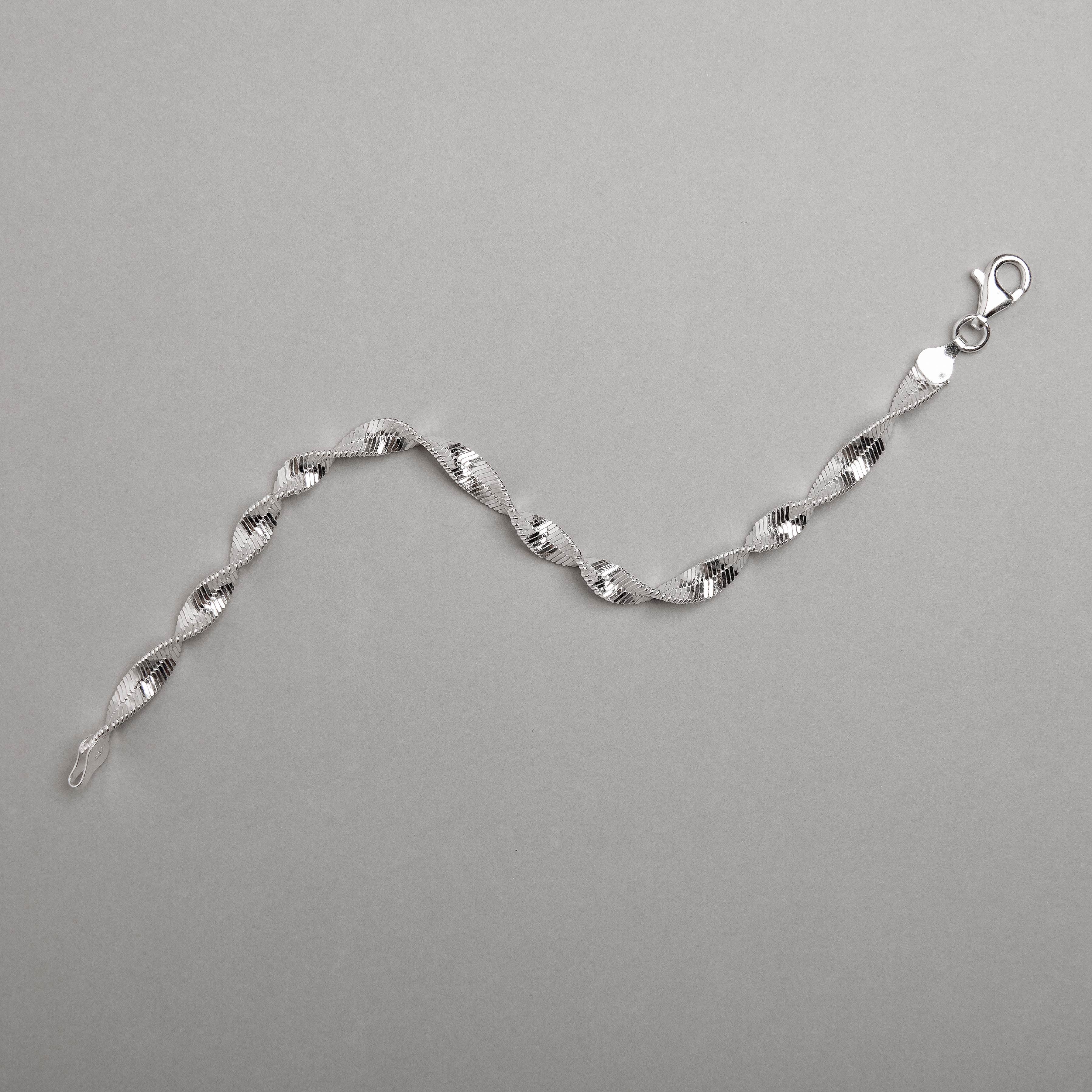 Pulseira corrente laminada torcida 5.5 20cm