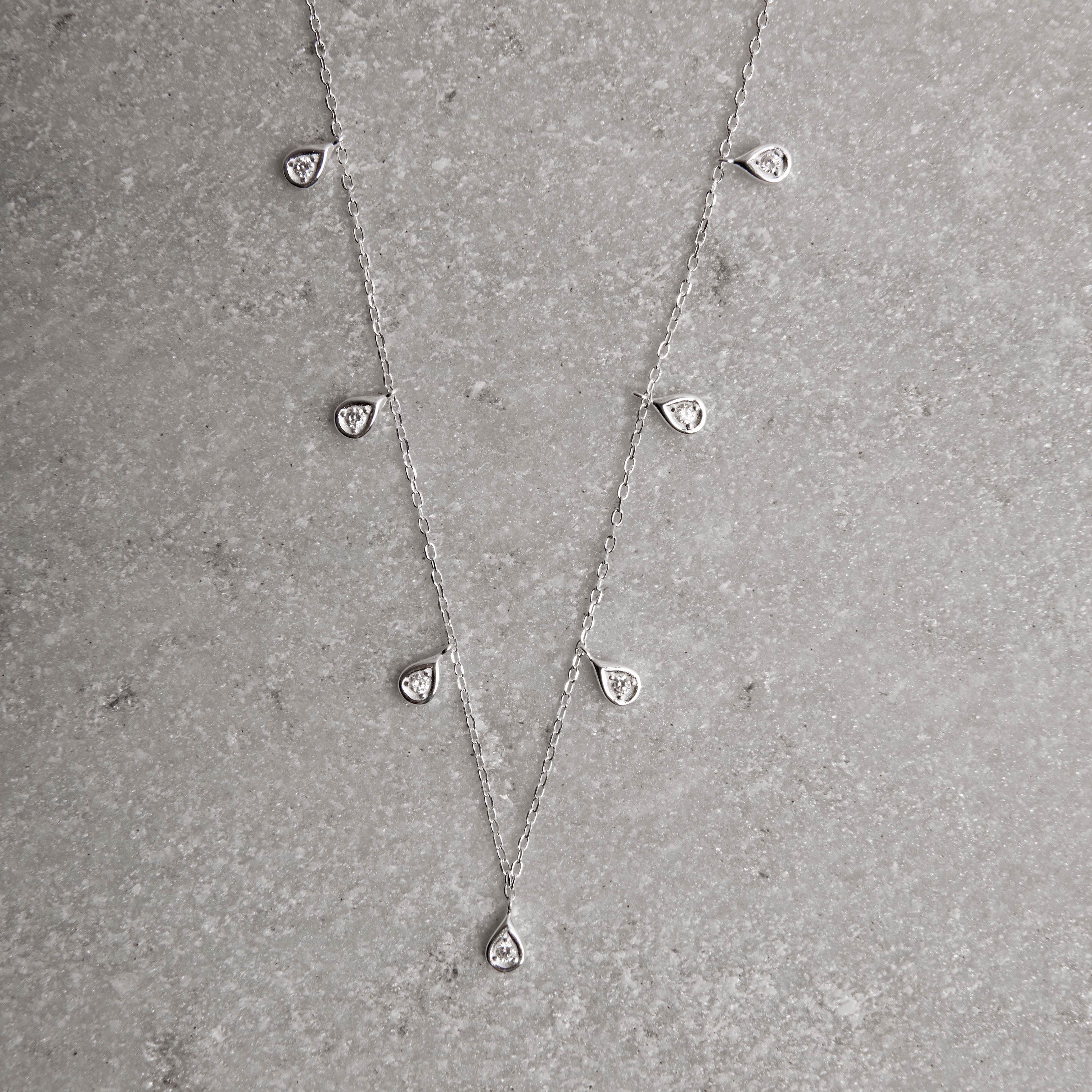 Colar pingentes gotas cravejadas 6mm corrente cadeado 40+5cm