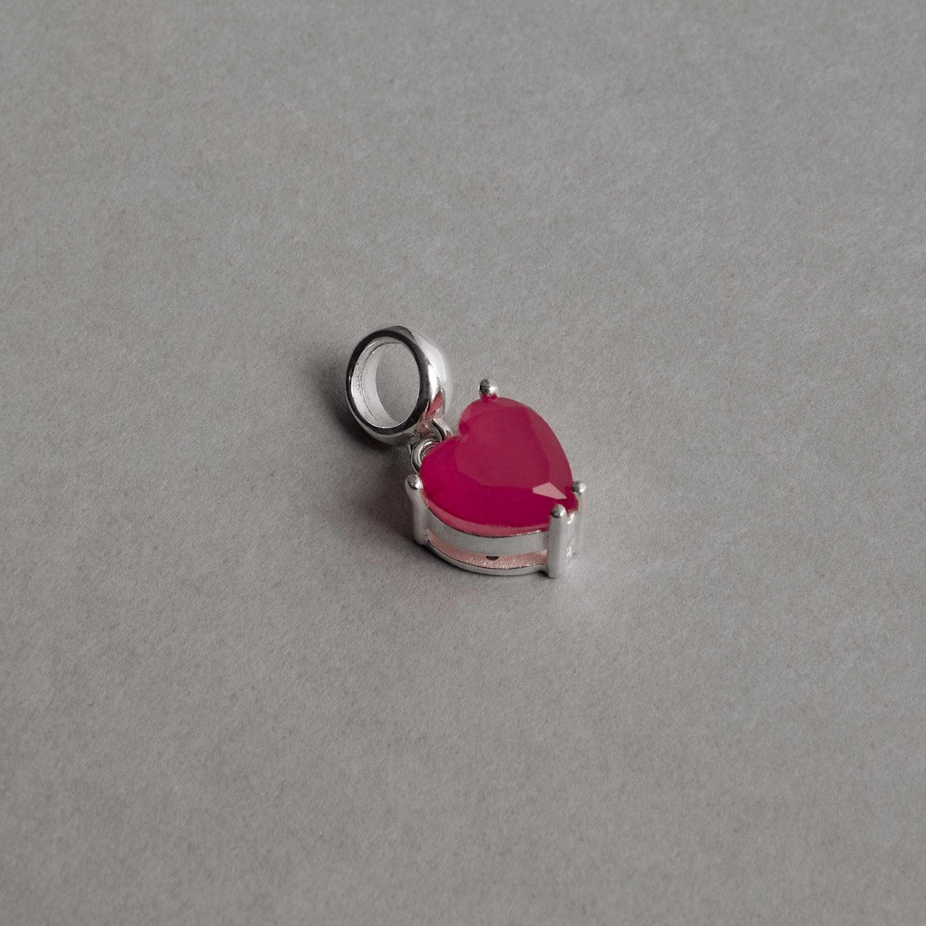 Berloque pingente zircônia coração pink leitoso fusion 8mm