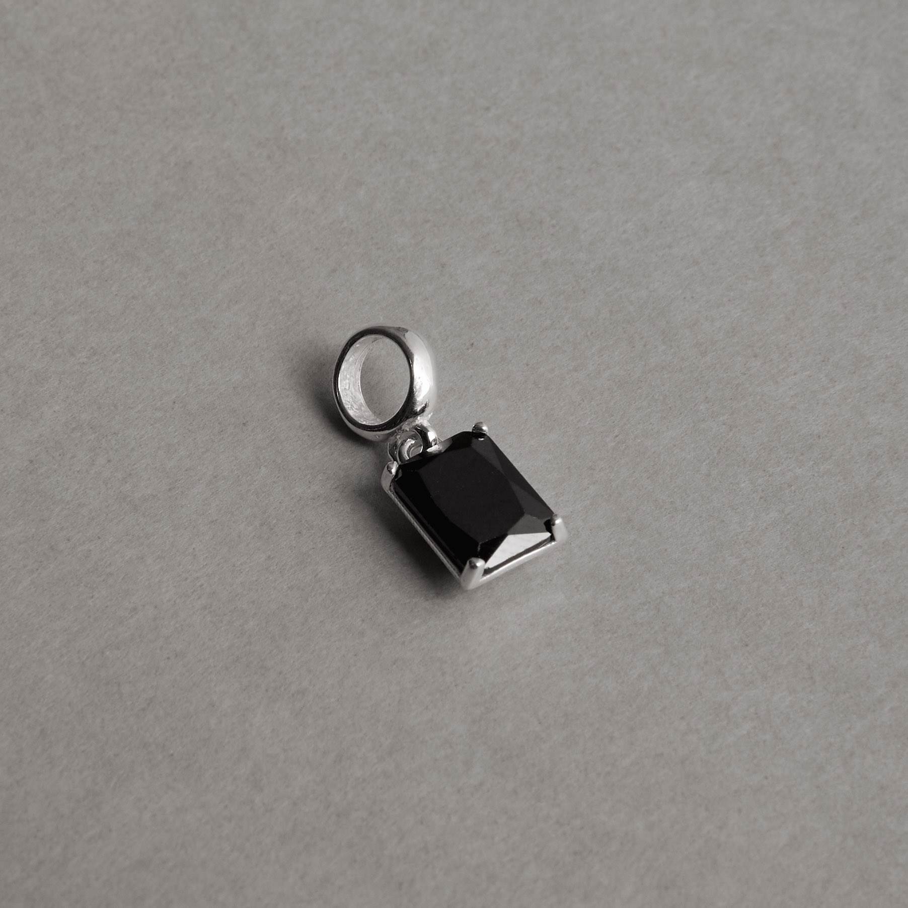 Berloque pingente zircônia retangular ônix 8mm