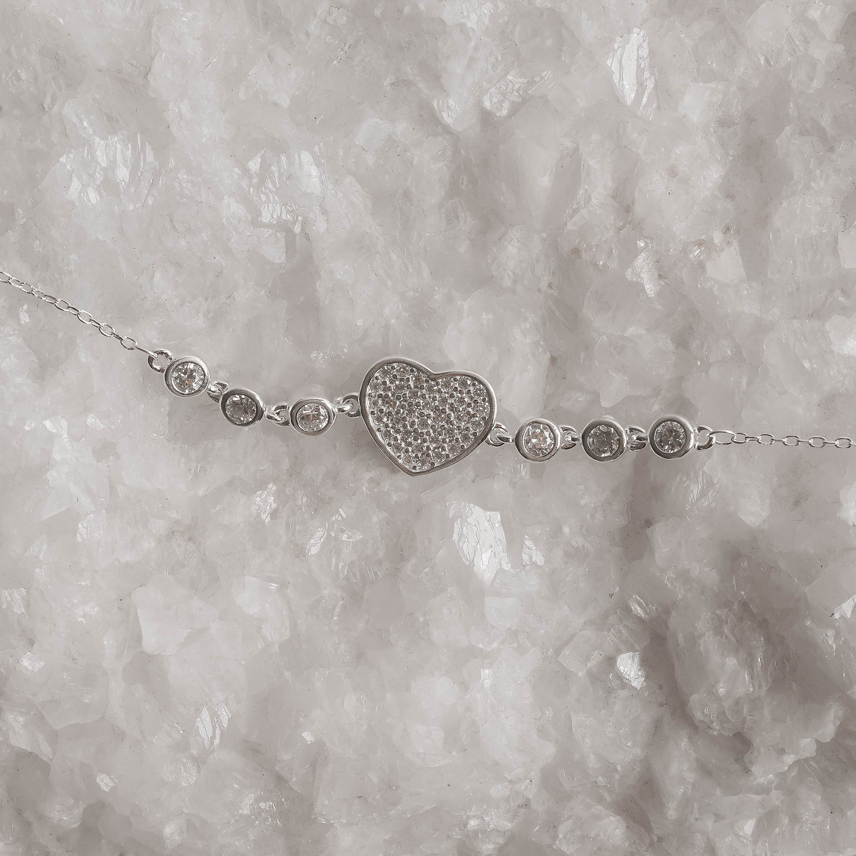 Pulseira entremeios coração cravejado e zircônias 16+4cm
