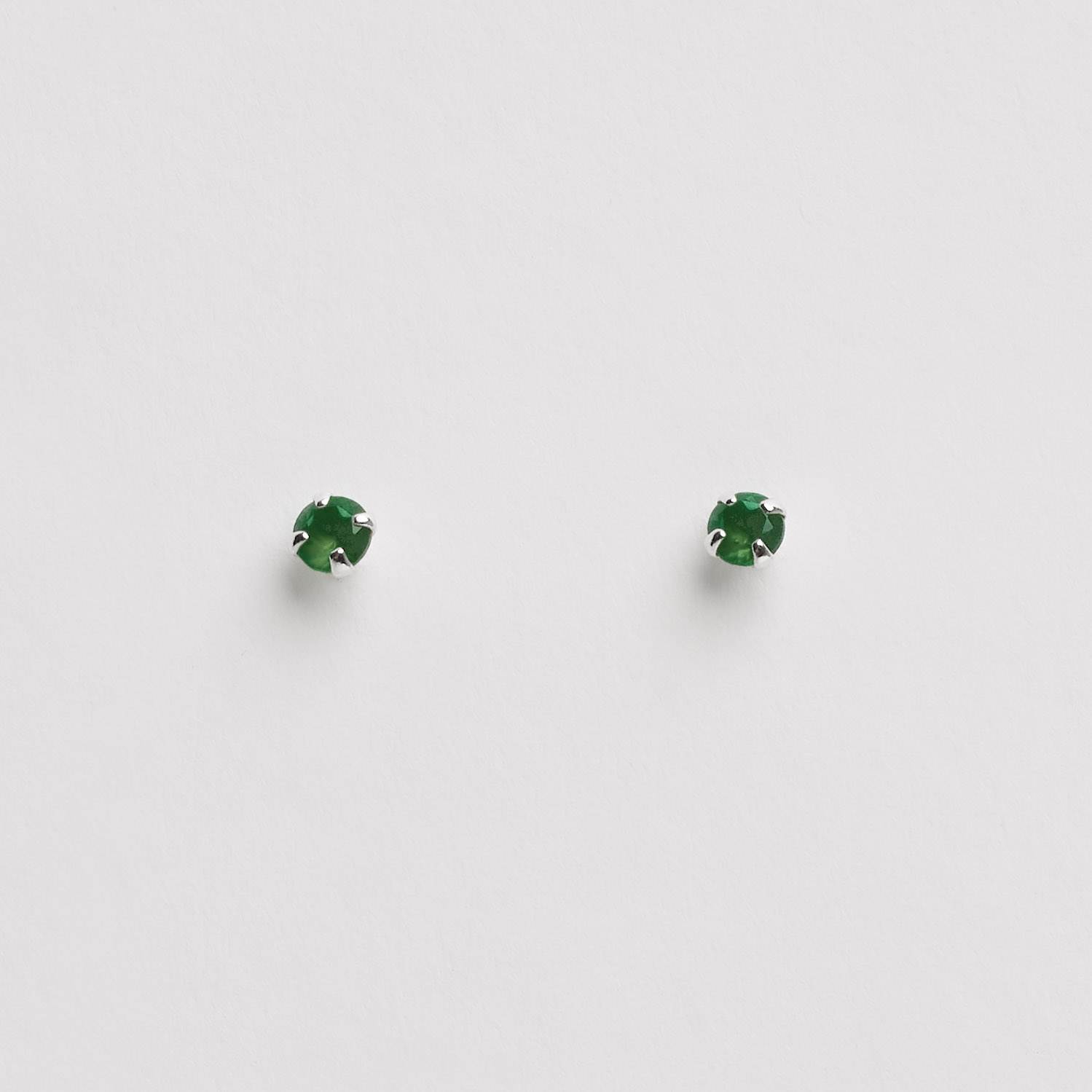 Brinco zircônia redonda esmeralda 3mm