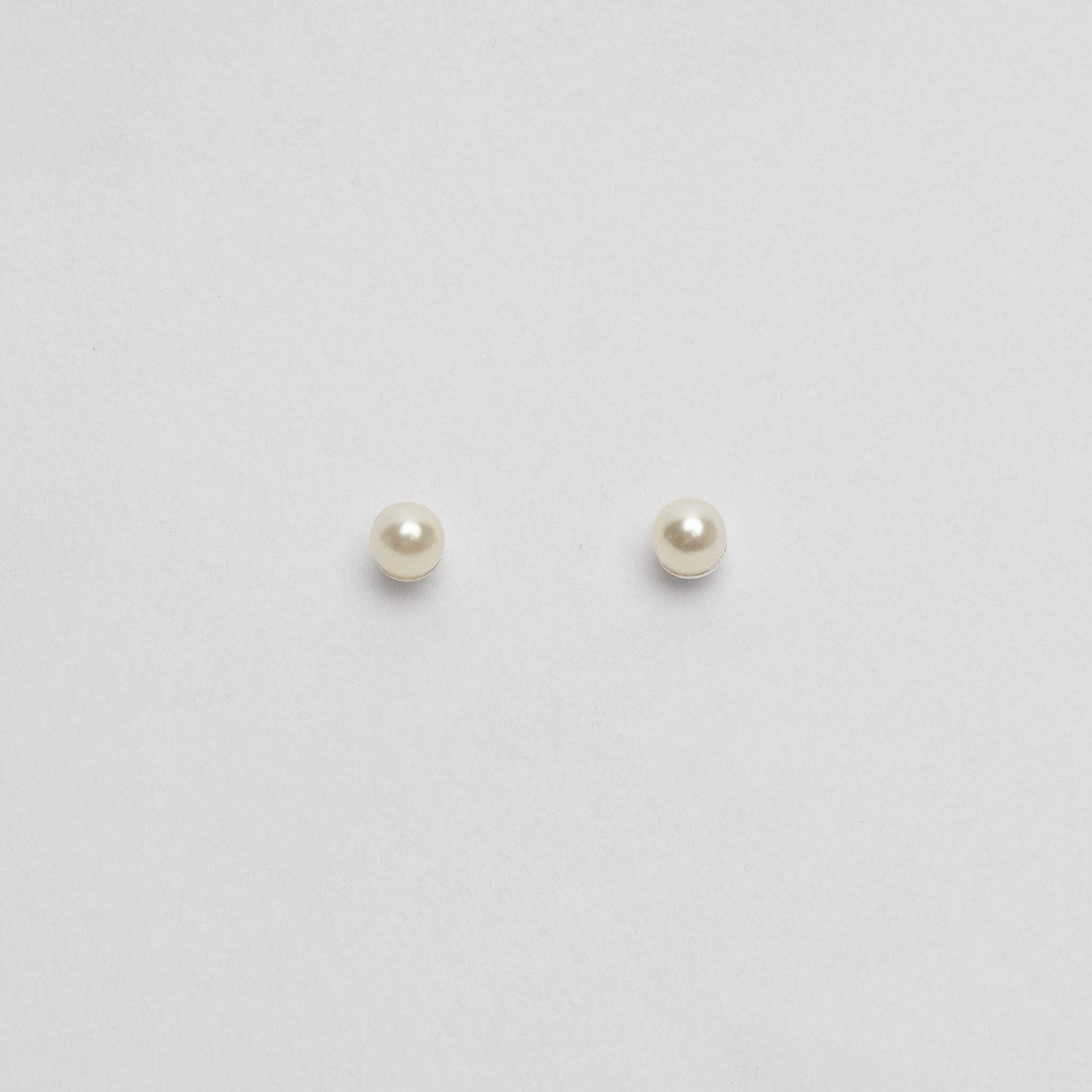 Brinco pérola 4mm