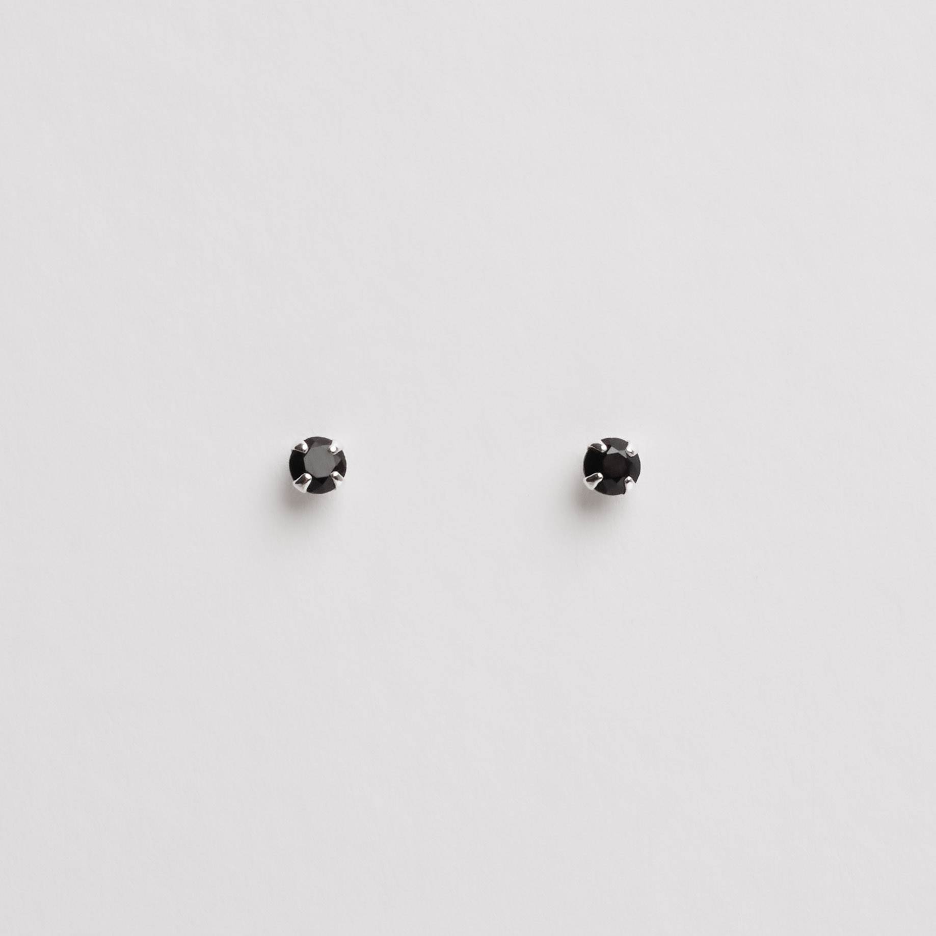 Imagem Brinco zircônia redonda ônix 3mm
