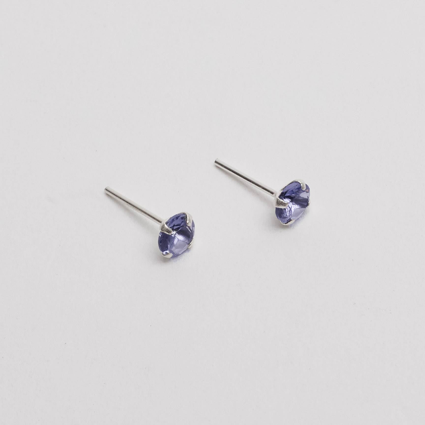 Imagem Secundária Brinco zircônia redonda lilás 4mm