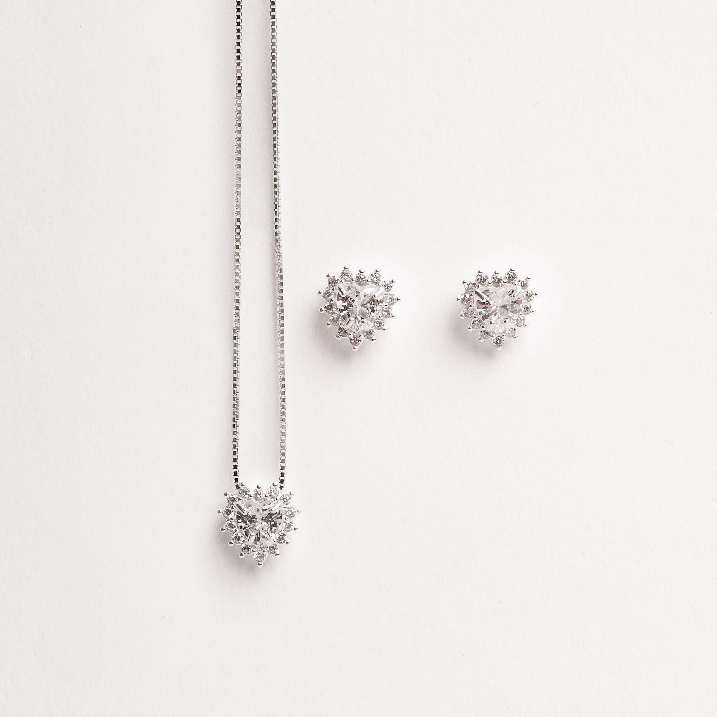 Conjunto brinco e colar zircônia coração com cravejado 9mm 45cm