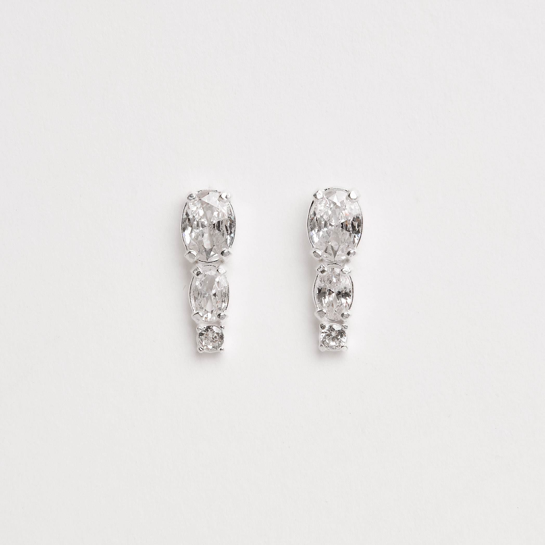 Brinco ear cuff zircônias ovais e redonda