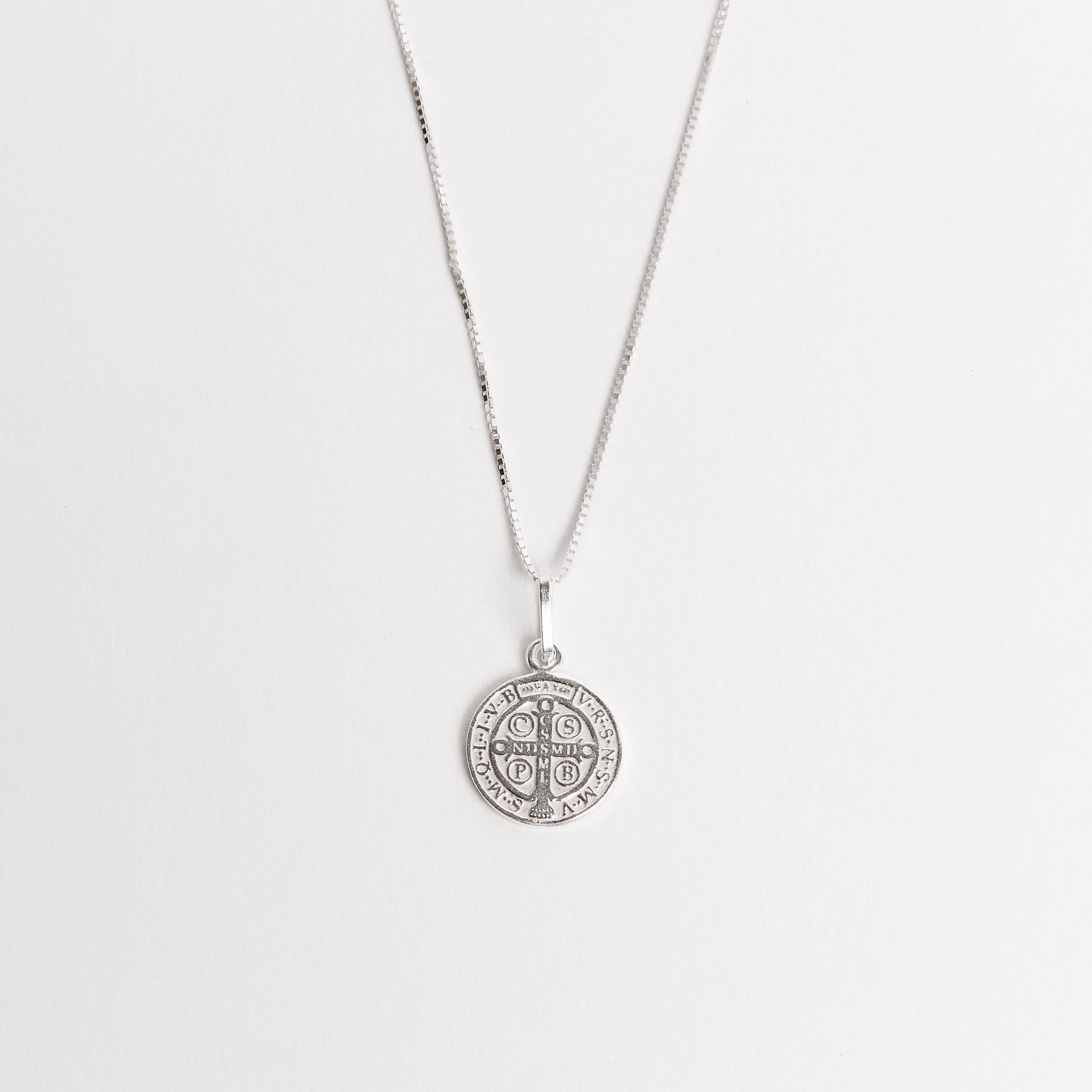 Imagem Secundária Colar pingente medalha São Bento 12mm 45cm