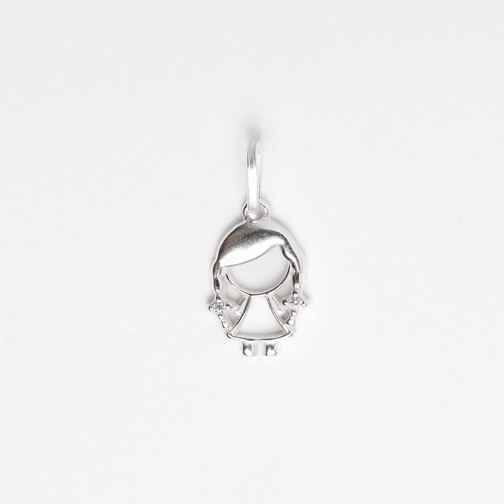 Pingente menina detalhe zircônias 12mm