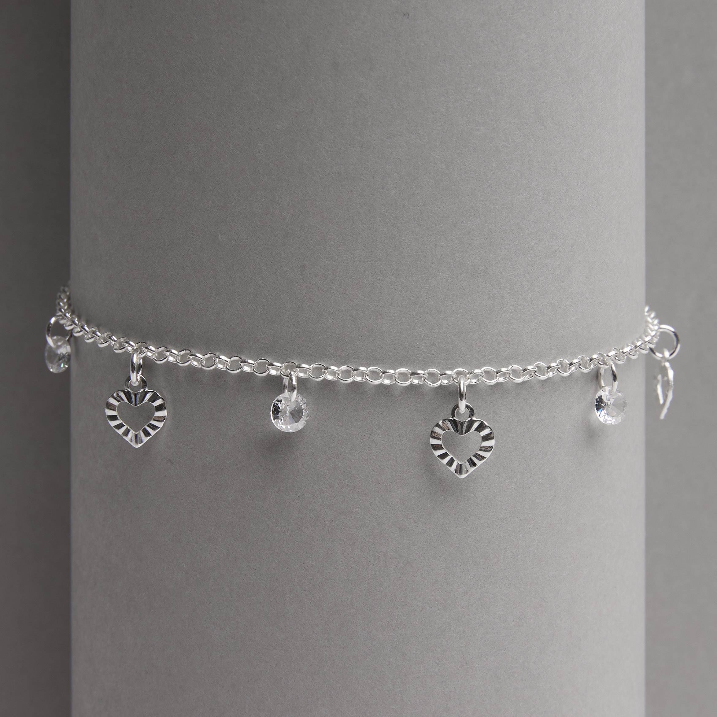 Imagem Secundária Pulseira pingente corações com vinco e zircônias corrente elo português 19cm