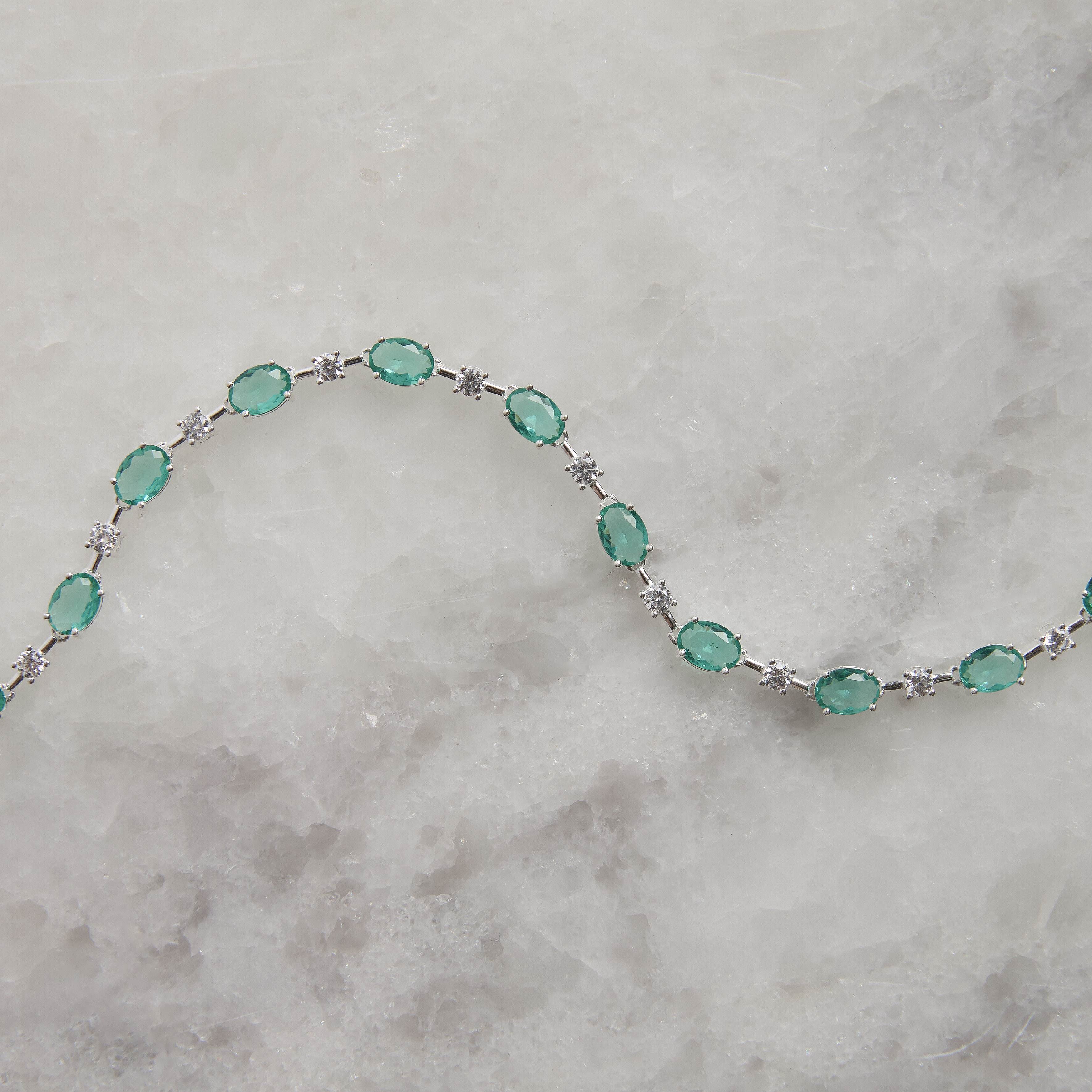 Pulseira Riviera fio faca zircônias ovais turmalina e redondas cristal 18,5cm fecho gaveta
