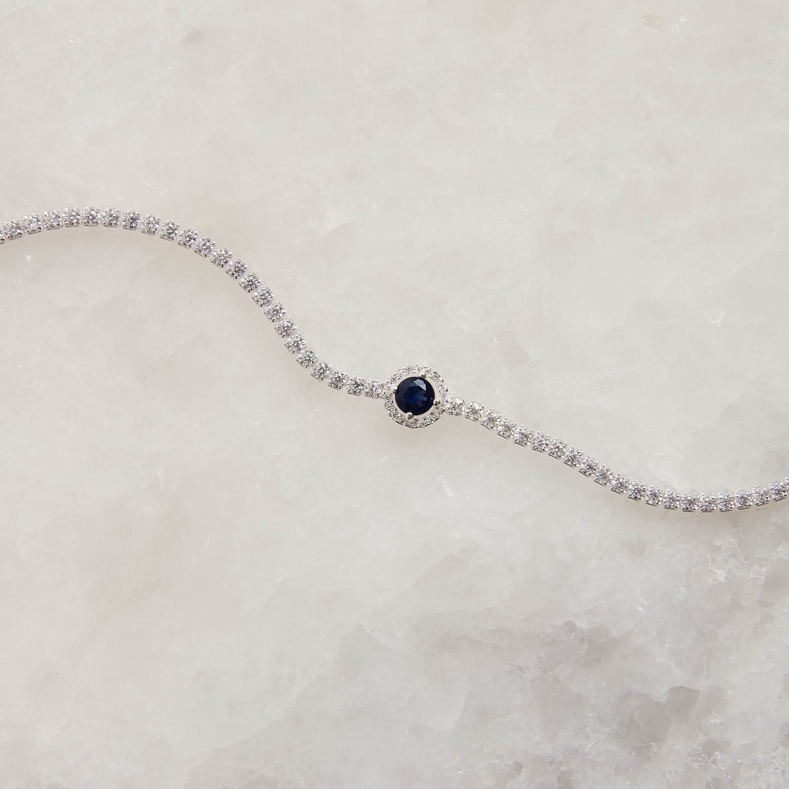 Pulseira Riviera 2mm com círculo vazado cravejado safira 16+4cm
