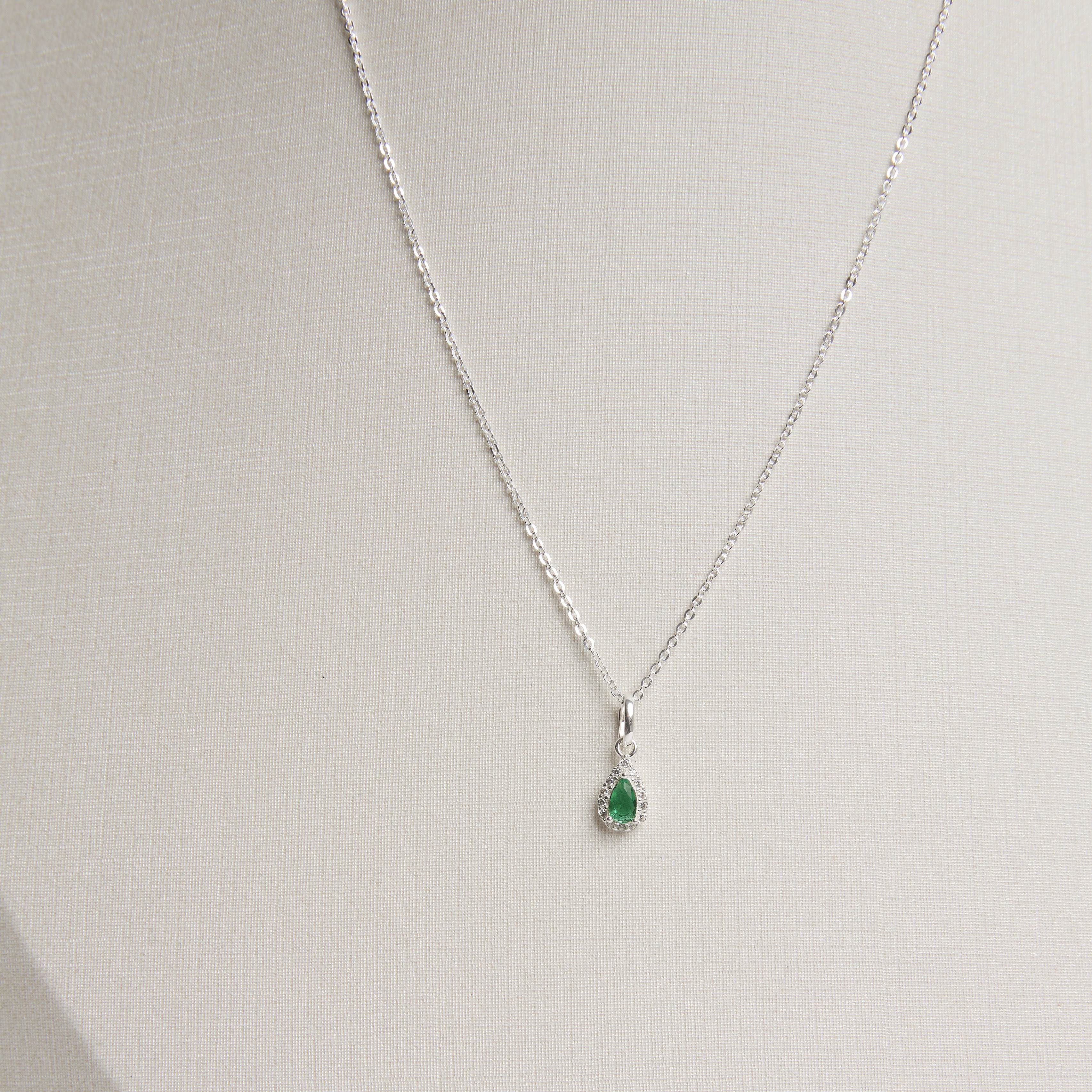 Conjunto brinco e colar zircônia gota esmeralda com cravejado 6mm corrente cadeadinho 40cm