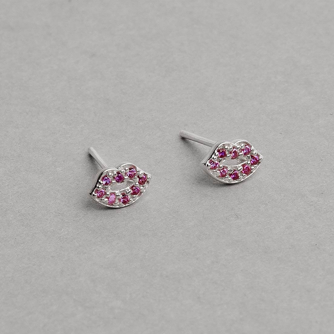 Brinco boca cravejada rosa 7mm