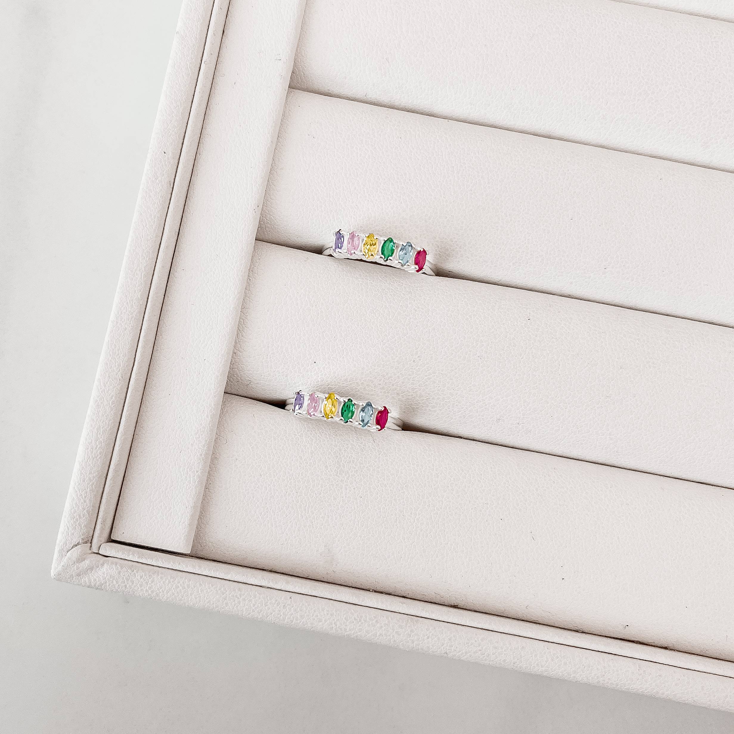 Imagem Secundária Anel zircônias navete coloridas