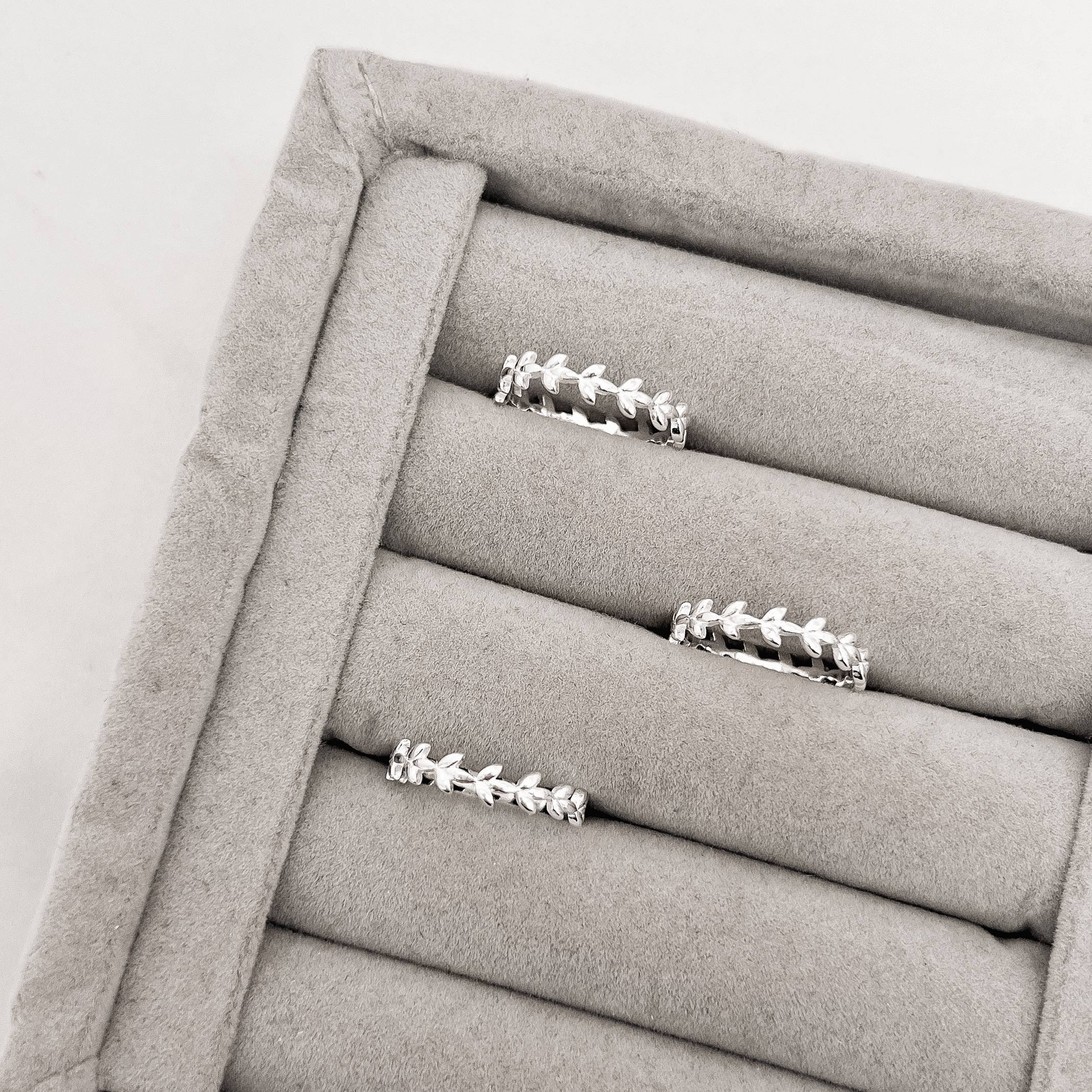 Imagem Anel aliança mini folhas