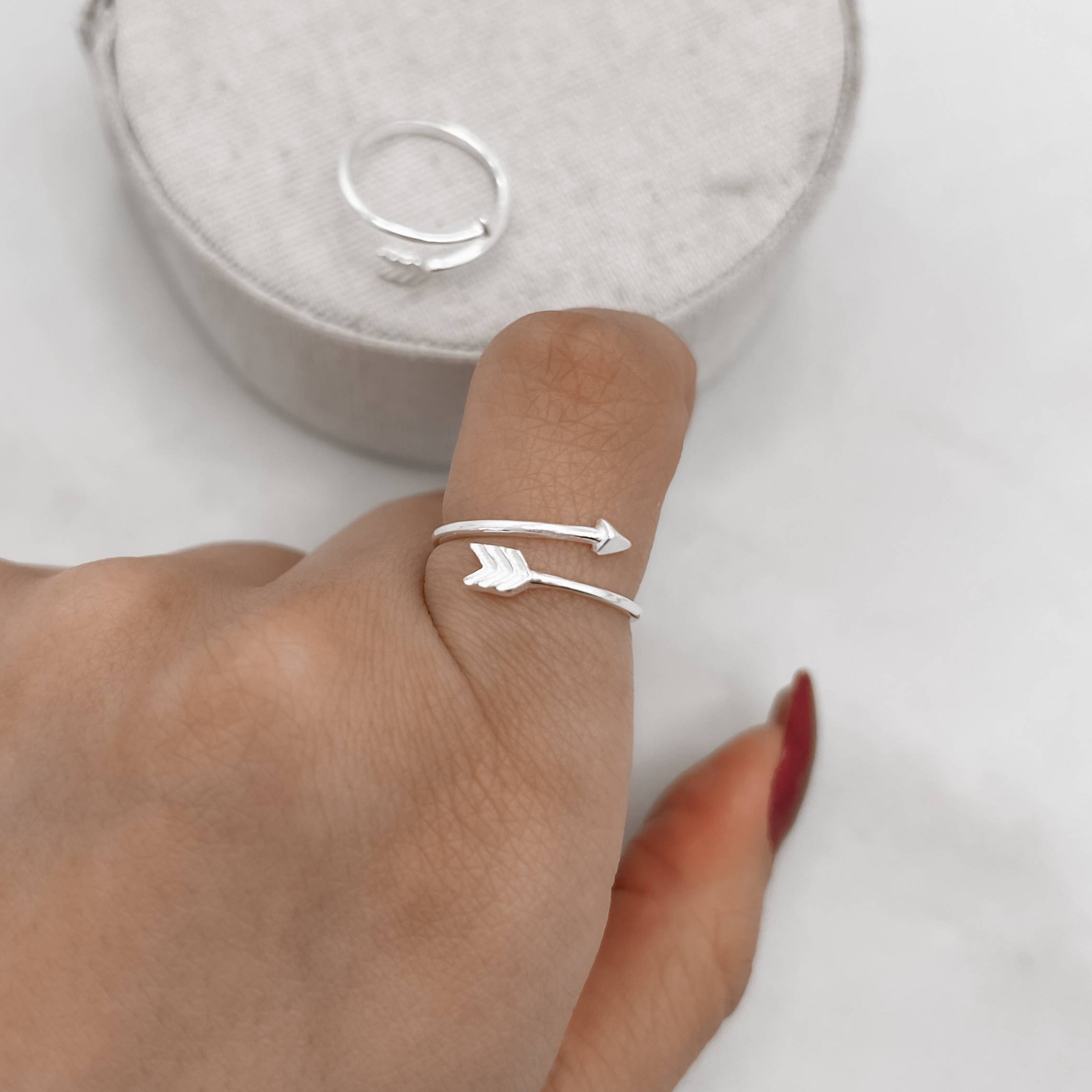 Imagem Secundária Anel flecha desenhada regulável P