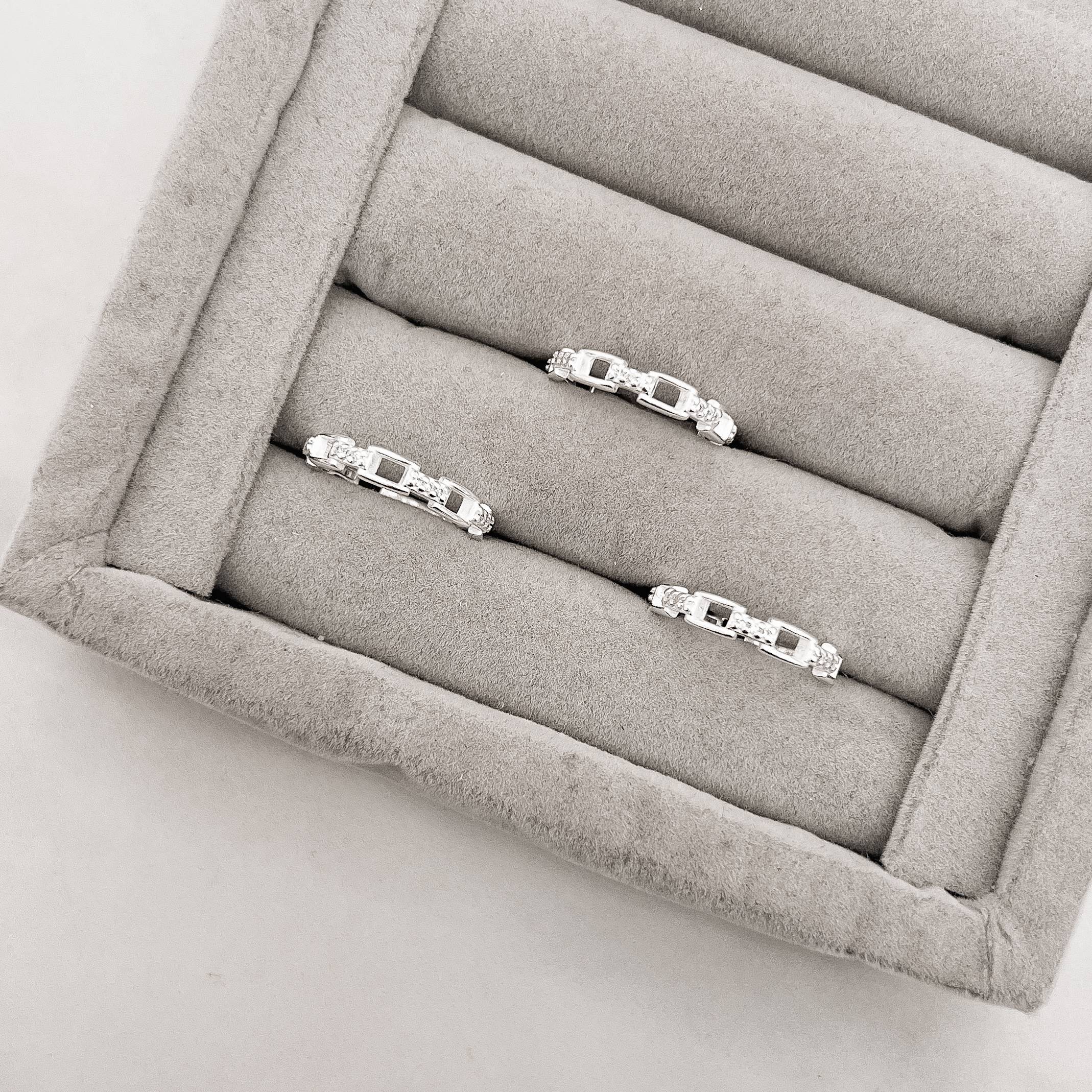 Imagem Anel corrente com cravejado