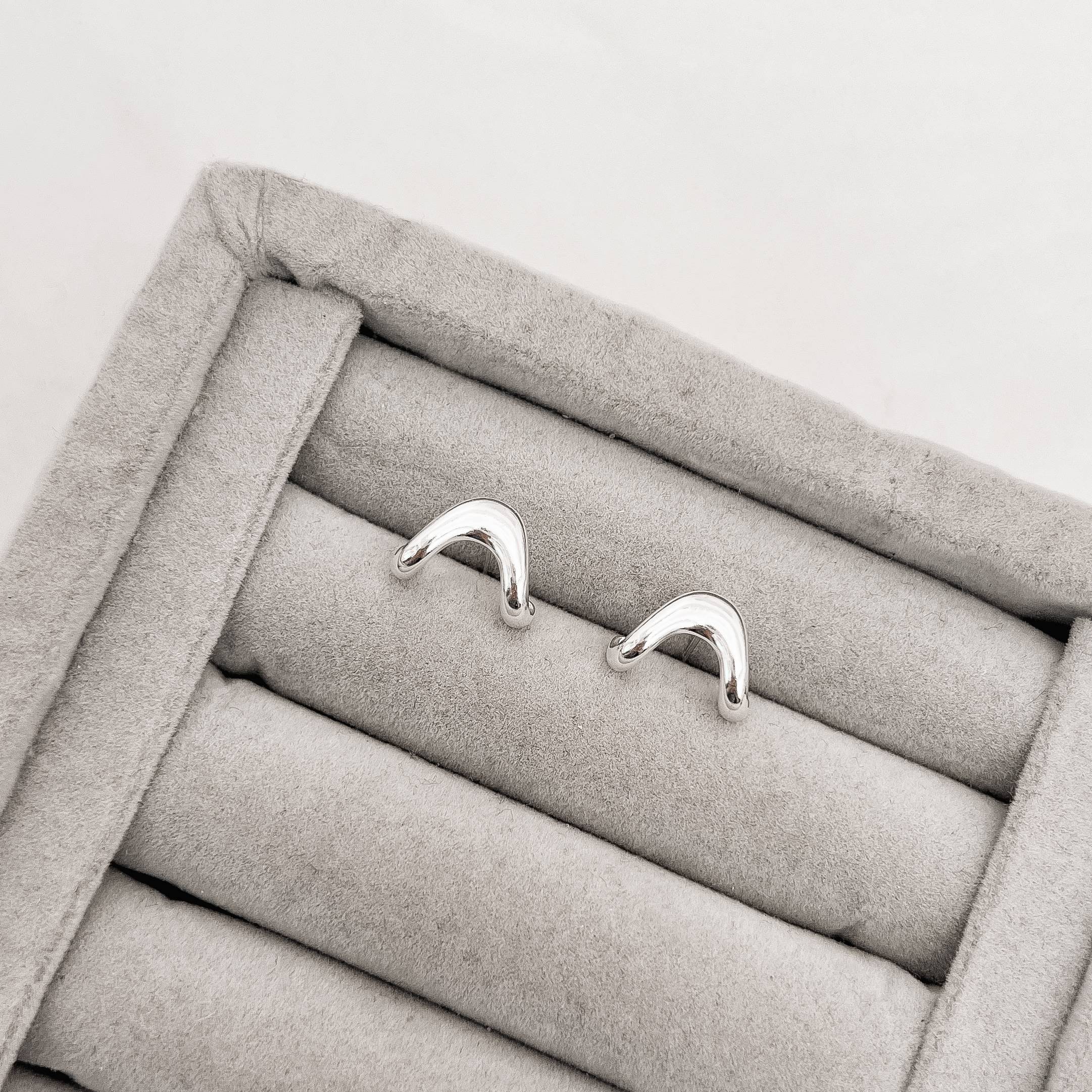 Imagem Brinco curva 14mm