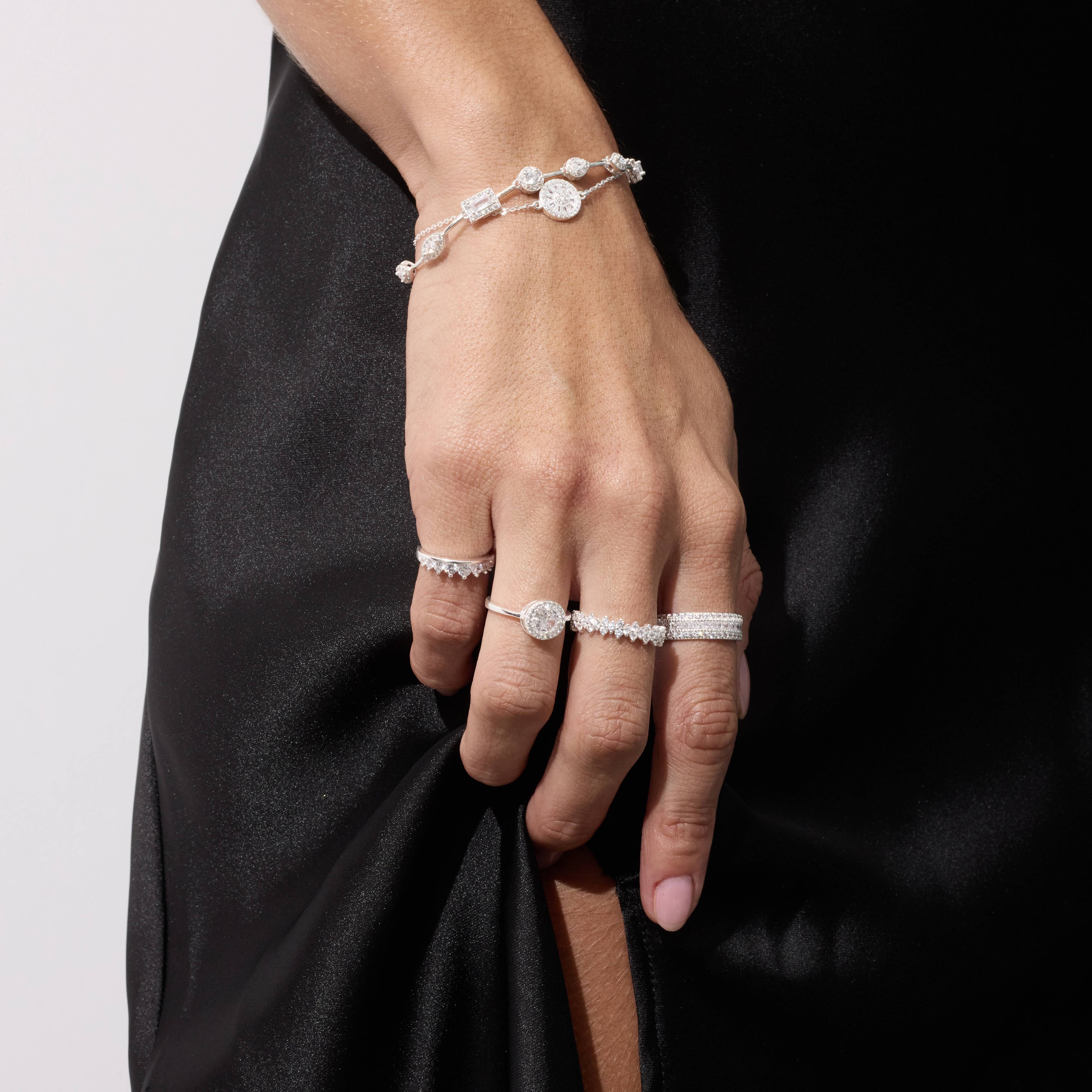 Imagem Secundária Pulseira entremeios zircônias gota, redonda, retangular e navete com cravejado 17cm com alongadora