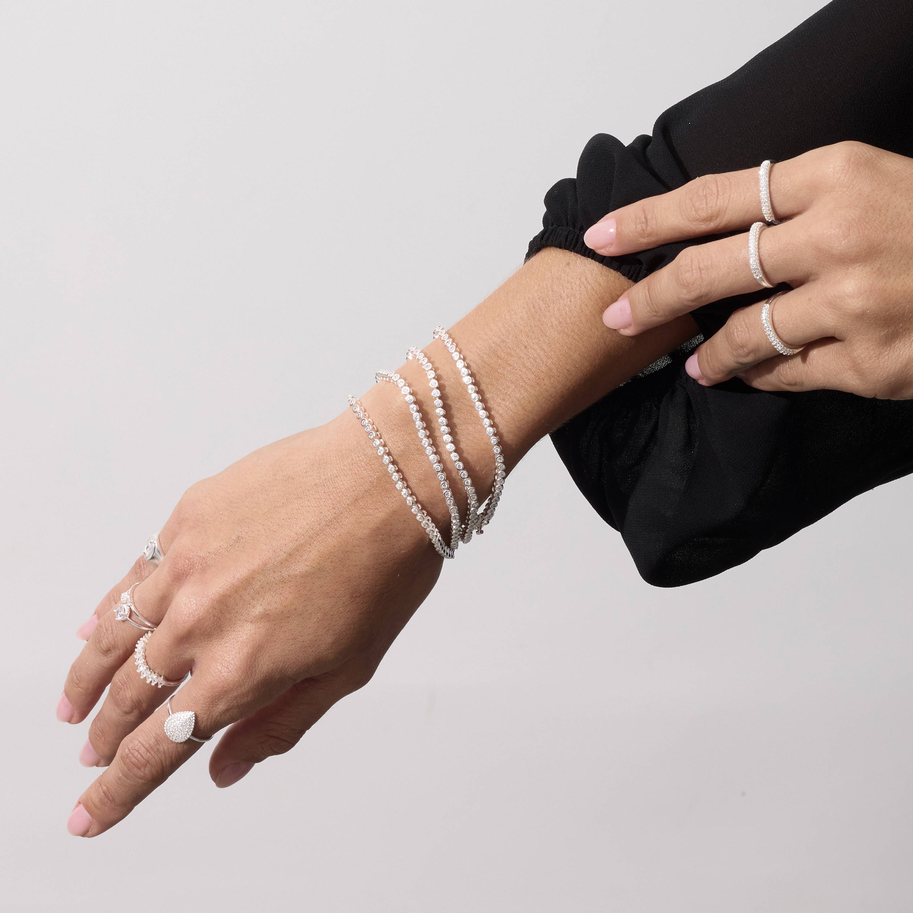 Imagem Secundária Anel ondulado zircônias navete