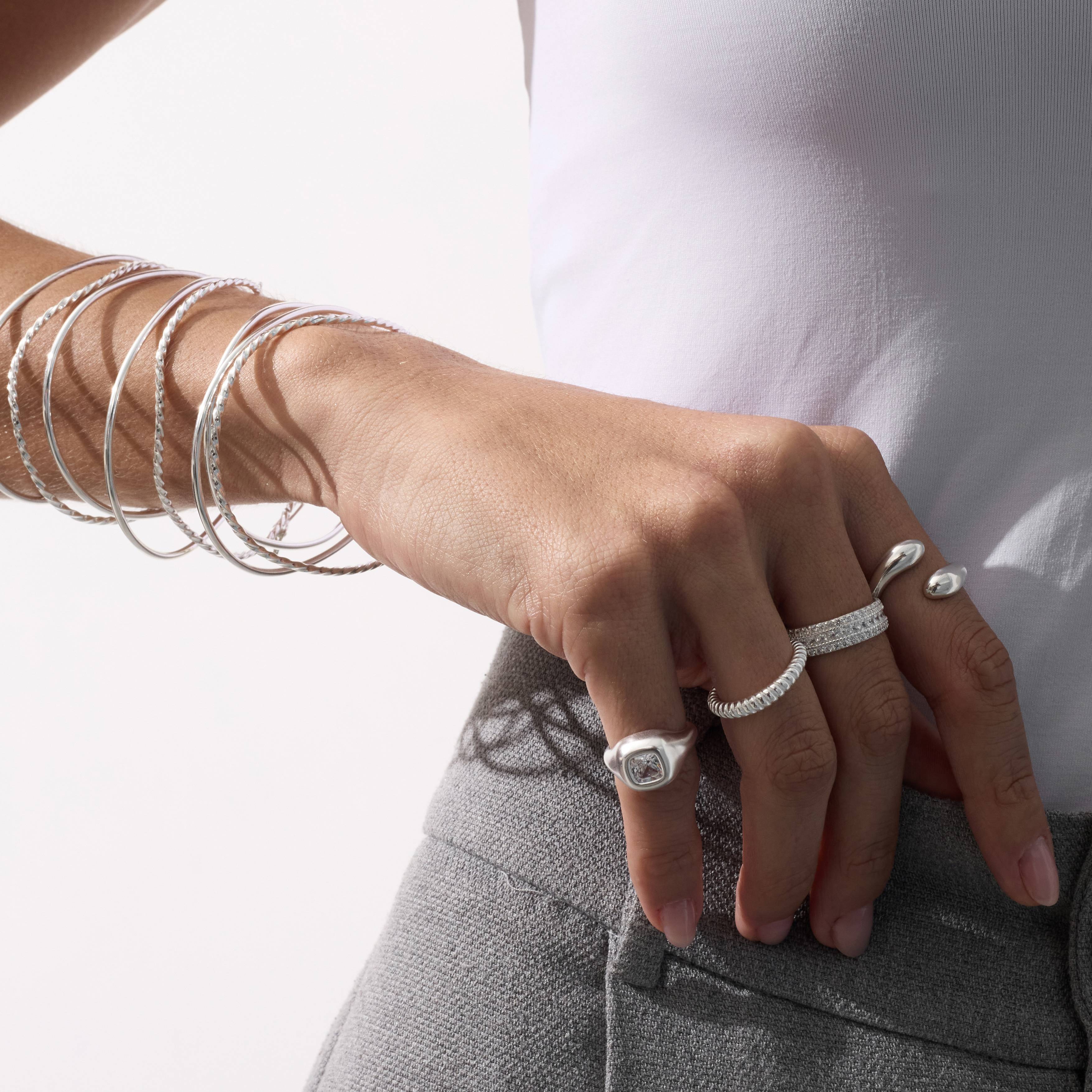 Imagem Secundária Bracelete 2.3mm fio meia cana