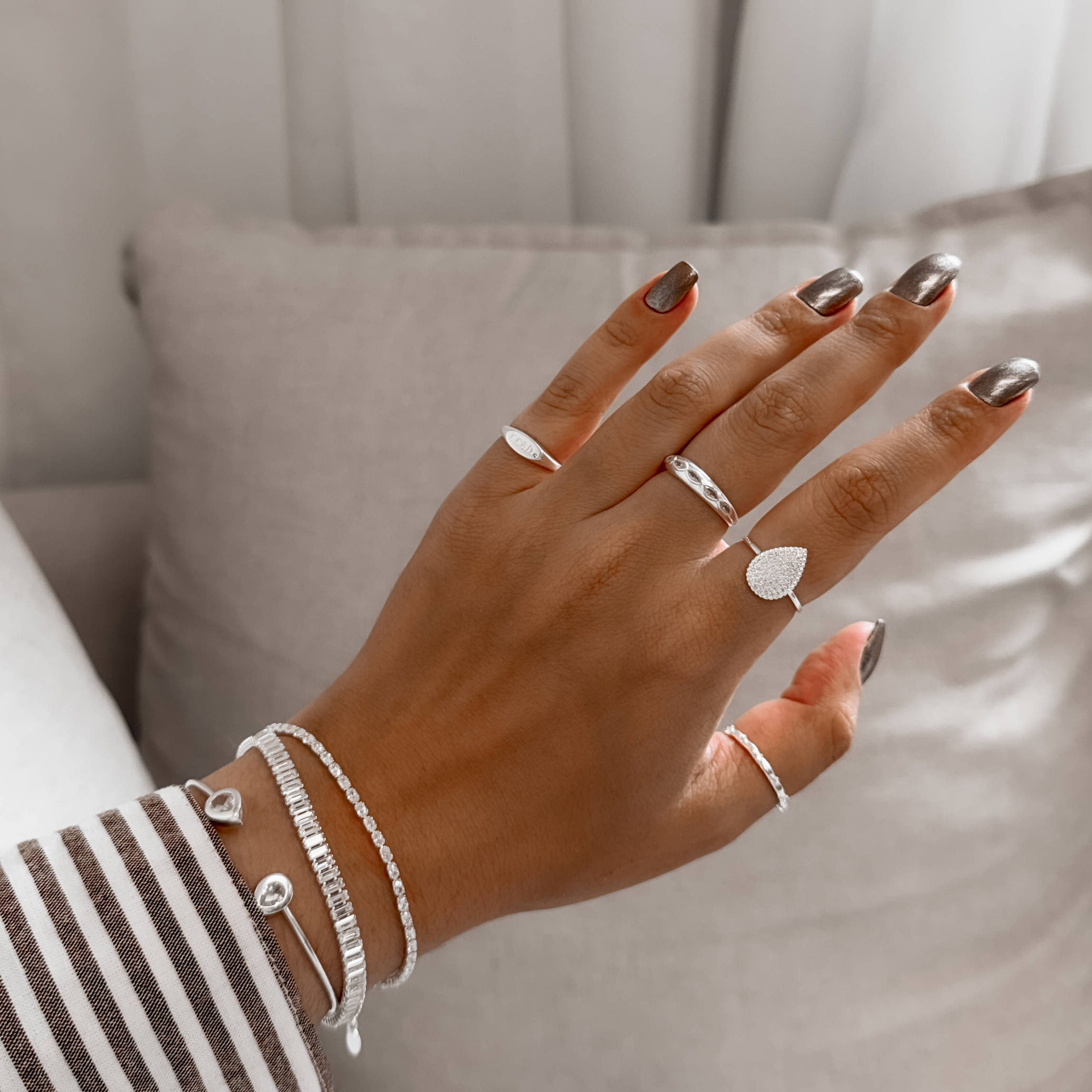 Imagem Secundária Pulseira Riviera zircônias ovais 2.1 16+4cm