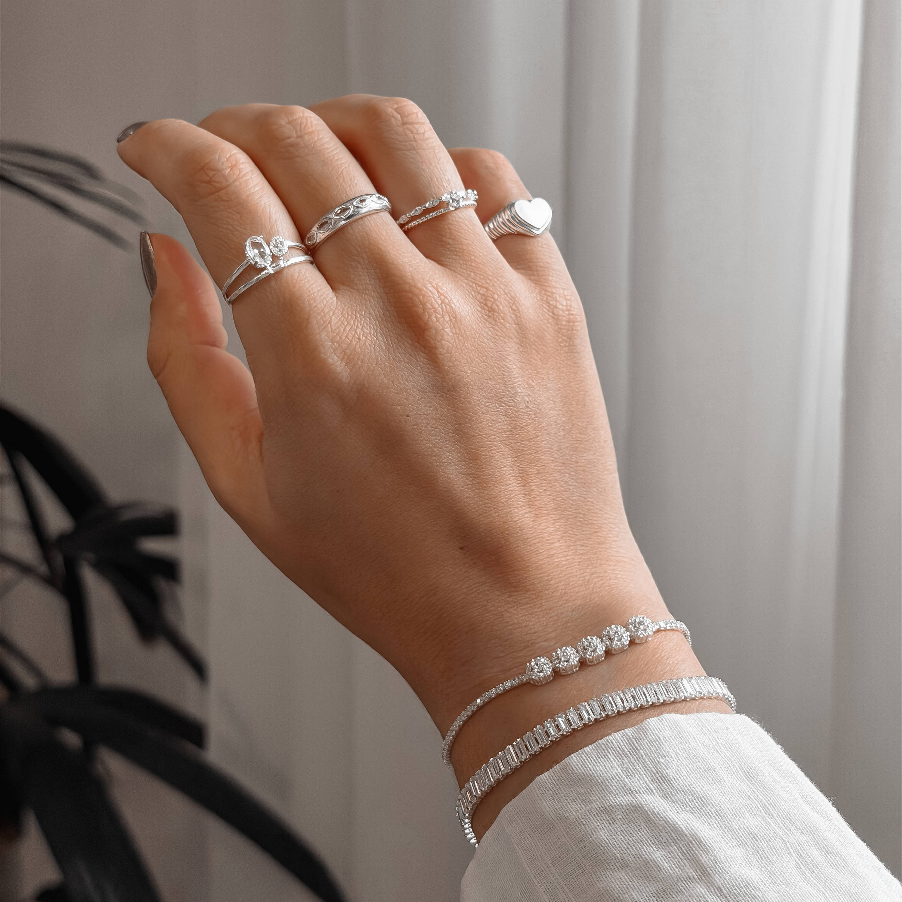 Imagem Secundária Pulseira Riviera entremeio quadrados cravejados 16+4cm