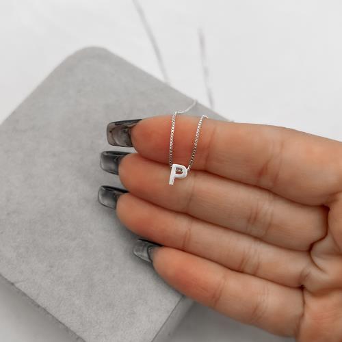 Colar letra P 6mm 45cm