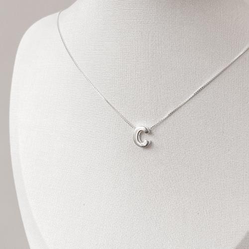 Colar letra C 9mm 45cm