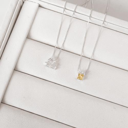 Escapulário signo Libra cravejado passante e zircônia quadrada amarela 60cm