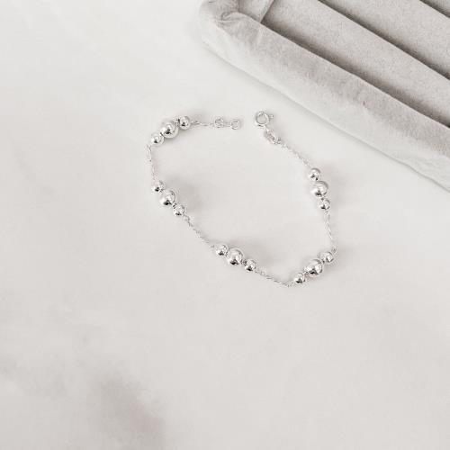 Pulseira entremeio bolas 5 e 7mm corrente cadeado