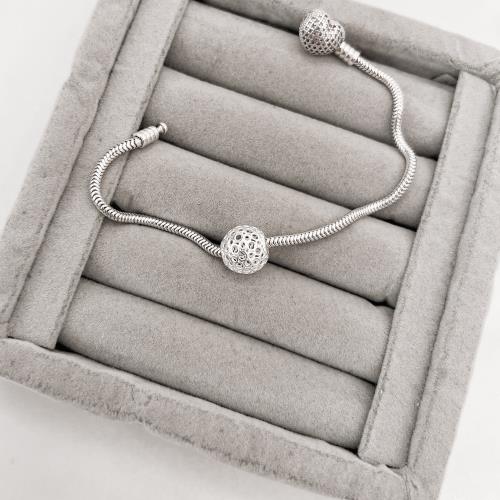 Berloque separador bola 3D detalhe círculos 10mm