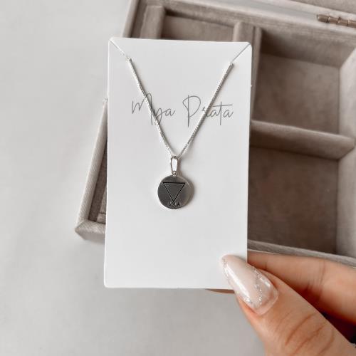 Colar pingente medalha elemento água resina 12mm 45cm