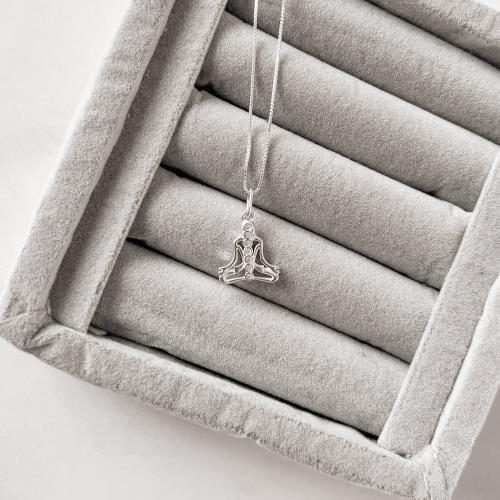 Colar pingente meditação 13mm 45cm