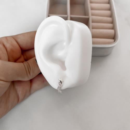 Brinco base estrela pingente lua cravejada 8mm