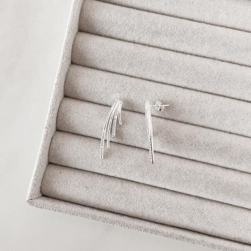 Brinco bastões liso e cravejado 30mm