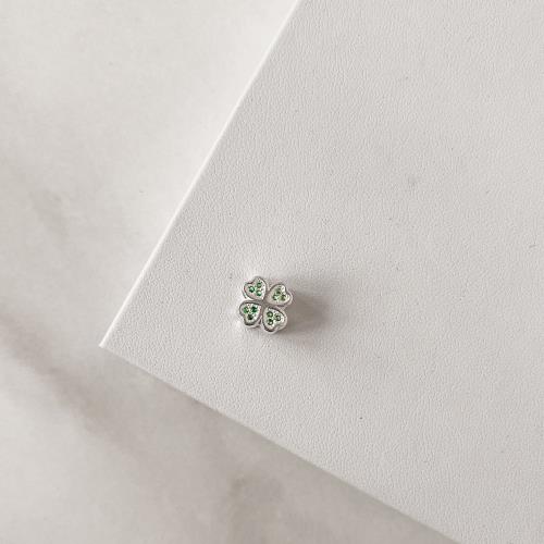 Berloque separador trevo cravejado verde 9mm