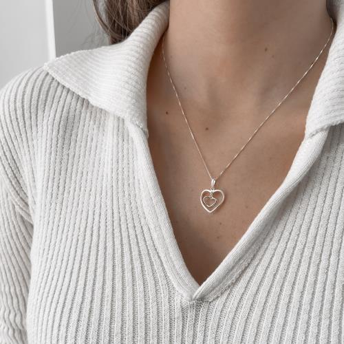 Colar pingente coração com coração vazado 16mm 45cm