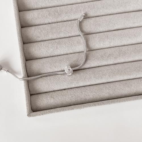 Berloque separador corações vazados com cravejado 9mm