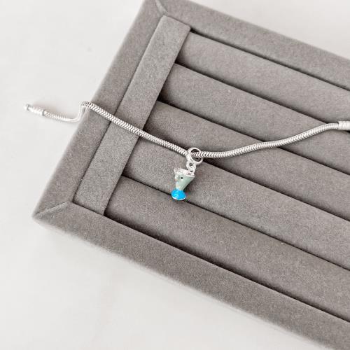 Berloque pingente xícara a Bela e a Fera 11mm resina