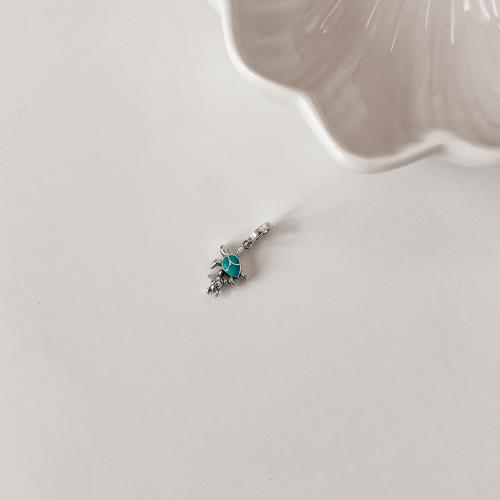 Berloque pingente tartarugas resina 15mm envelhecido