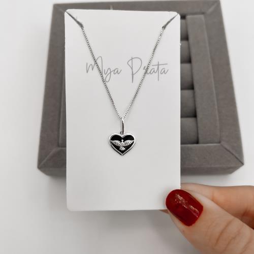 Colar pingente coração Espírito Santo resina 12mm 45cm