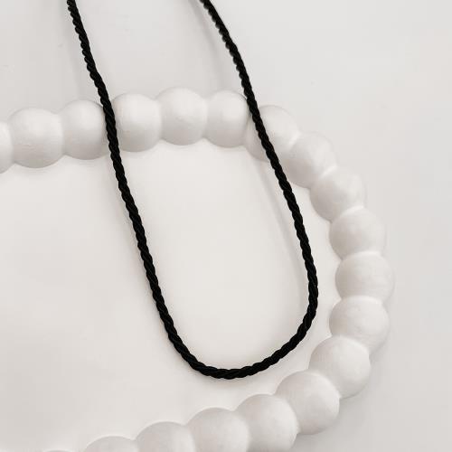 Choker cordão trançado preto 2mm 40+5cm