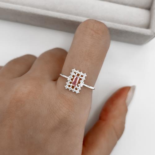 Anel zircônia retangular rosa com cravejado