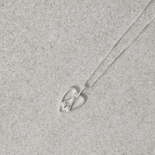 Colar pingente coração vazado Nsa. Sra. Aparecida com zircônias 15mm 45cm